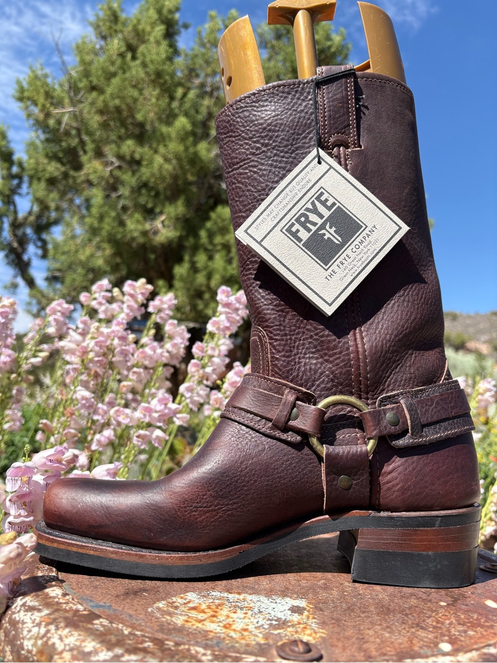 NWT🇺🇸 FRYE Vintage Belted Harness 12R Boots
